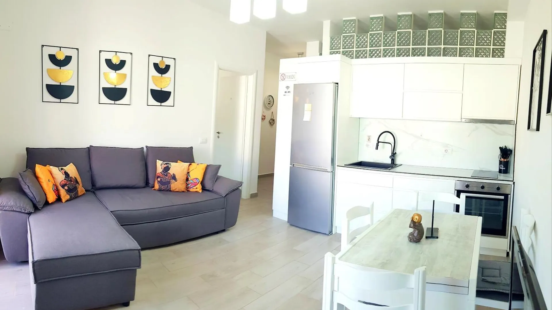 Bindi Apartment Himarë
